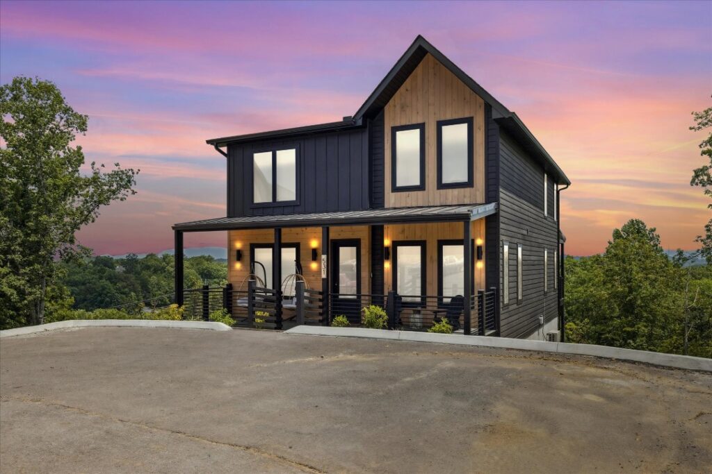 horizons ahead exterior